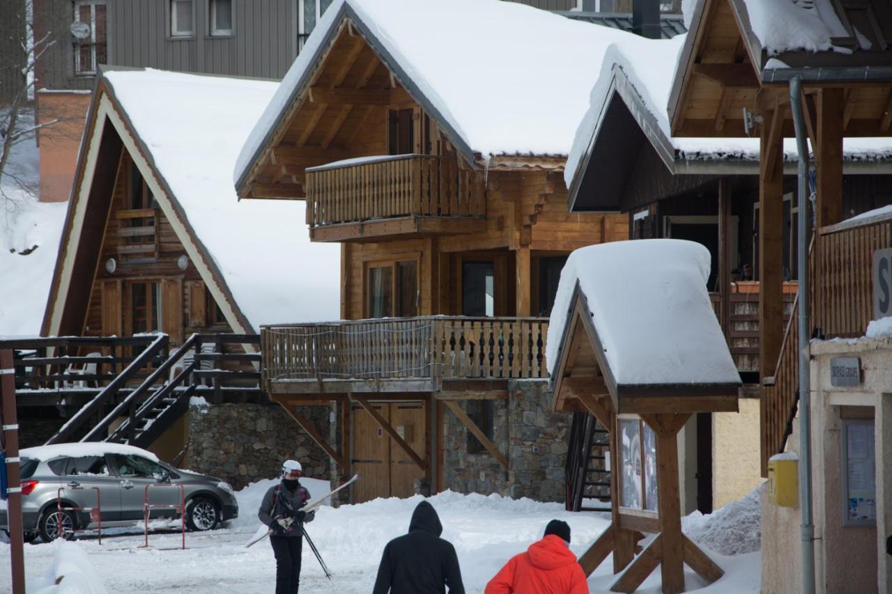 Chalet Pointu Isola 2000 Exterior photo